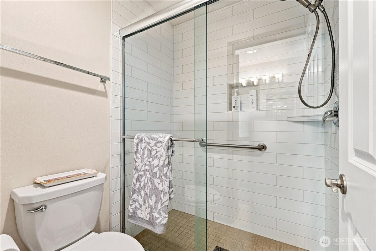 75 Coral Street Property Photo 26