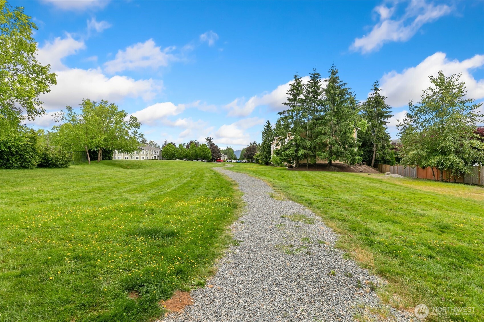 595 241st Lane Property Photo 35