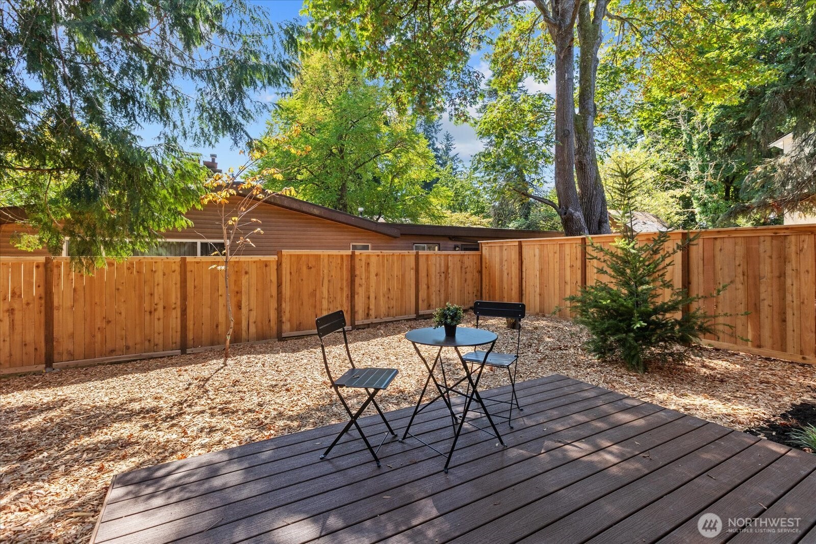 11341 B 23rd Avenue Property Photo 9
