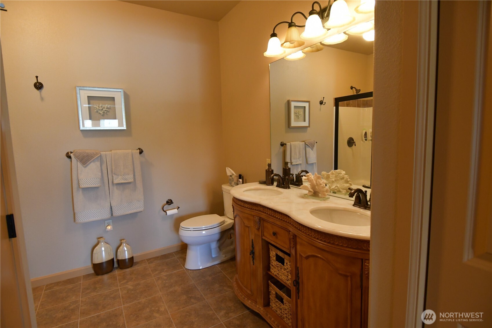 113 E Raymond Street 1b Property Photo 12