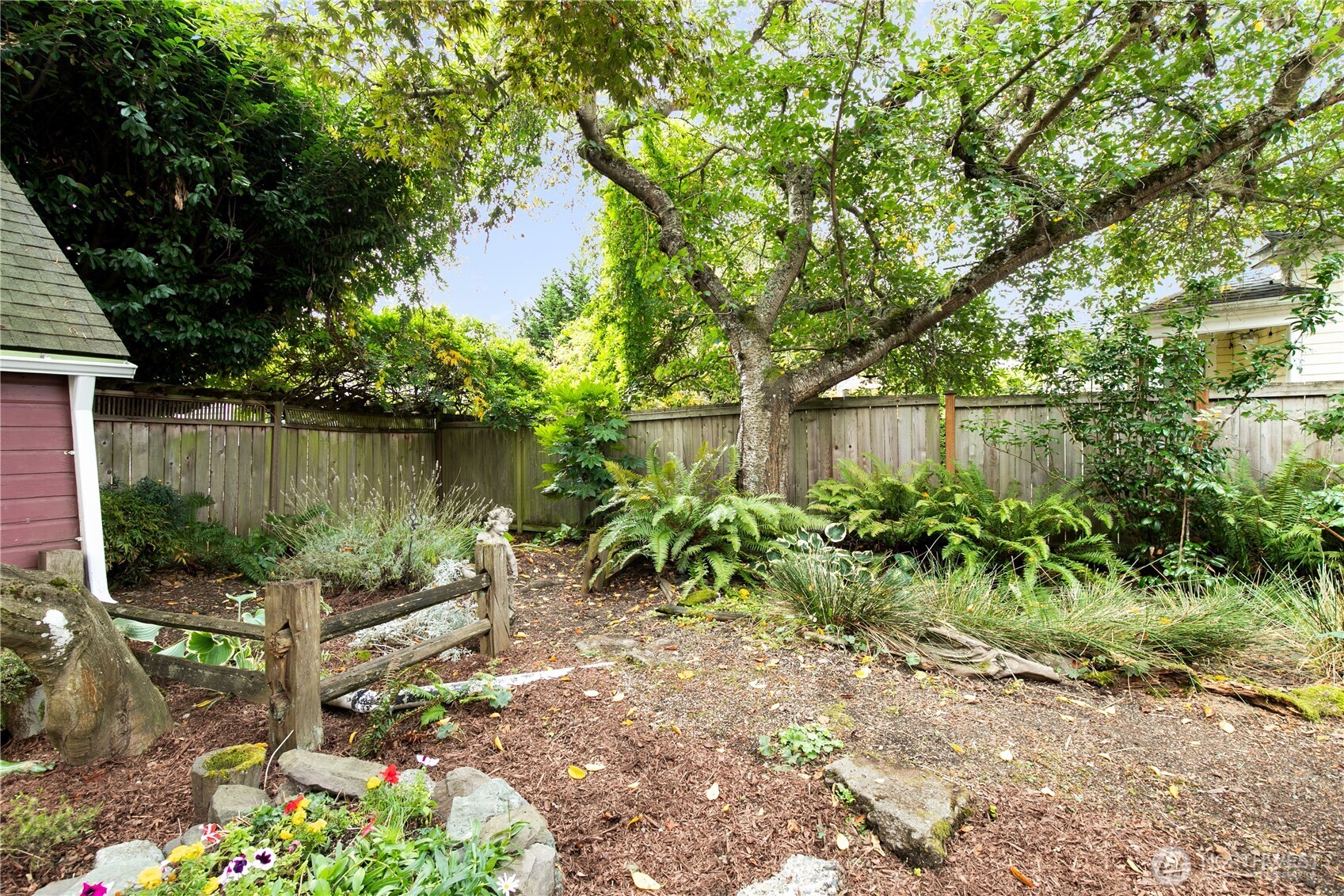 2107 Nw 65th Street Property Photo 33