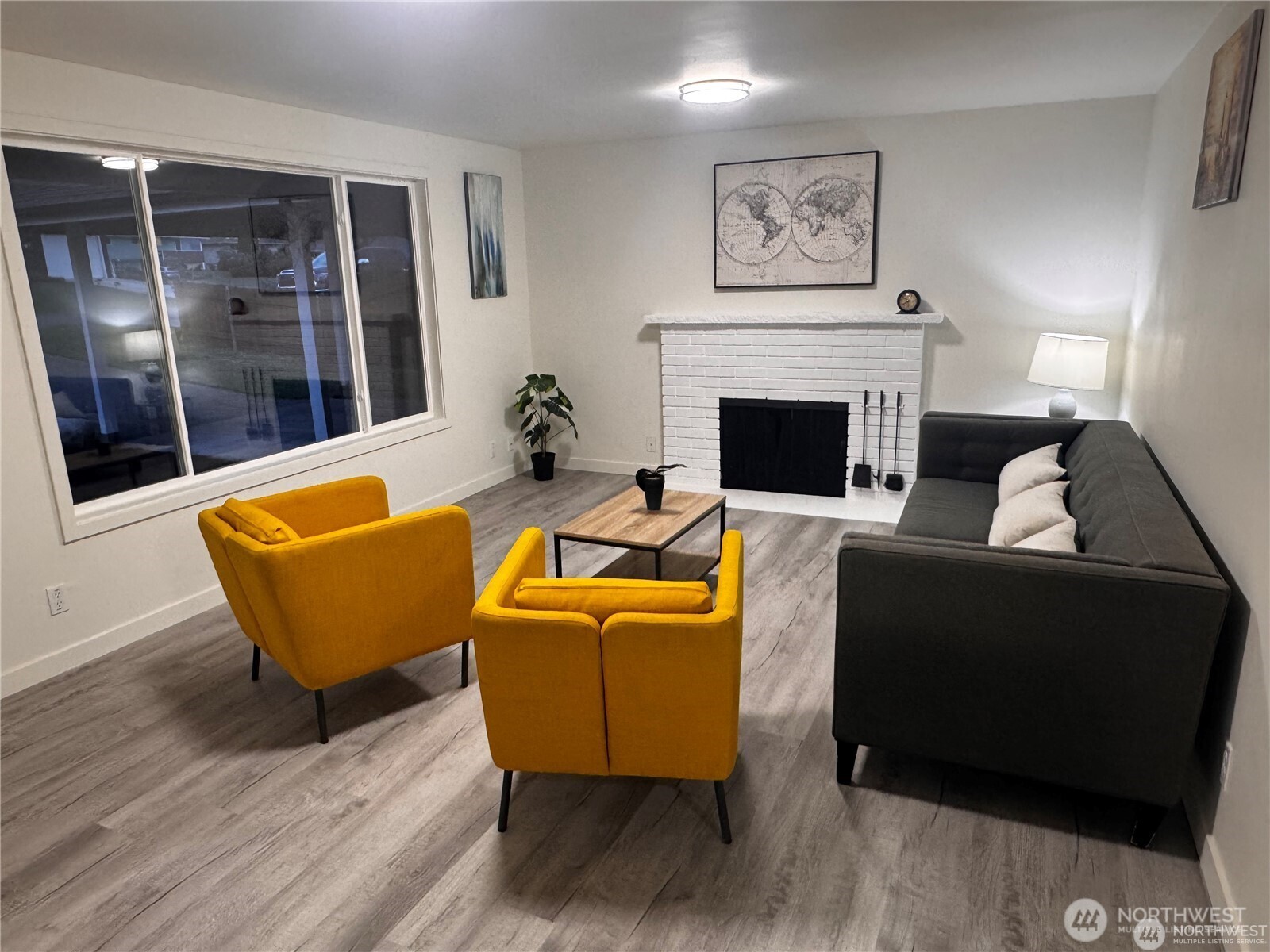 23106 67th Place Property Photo 4