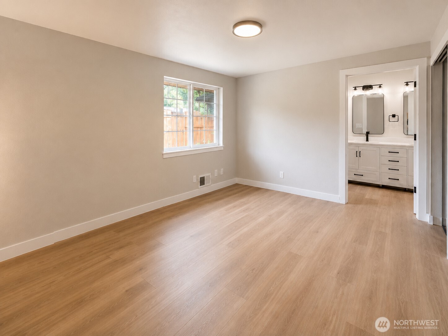 939 James Way Property Photo 10