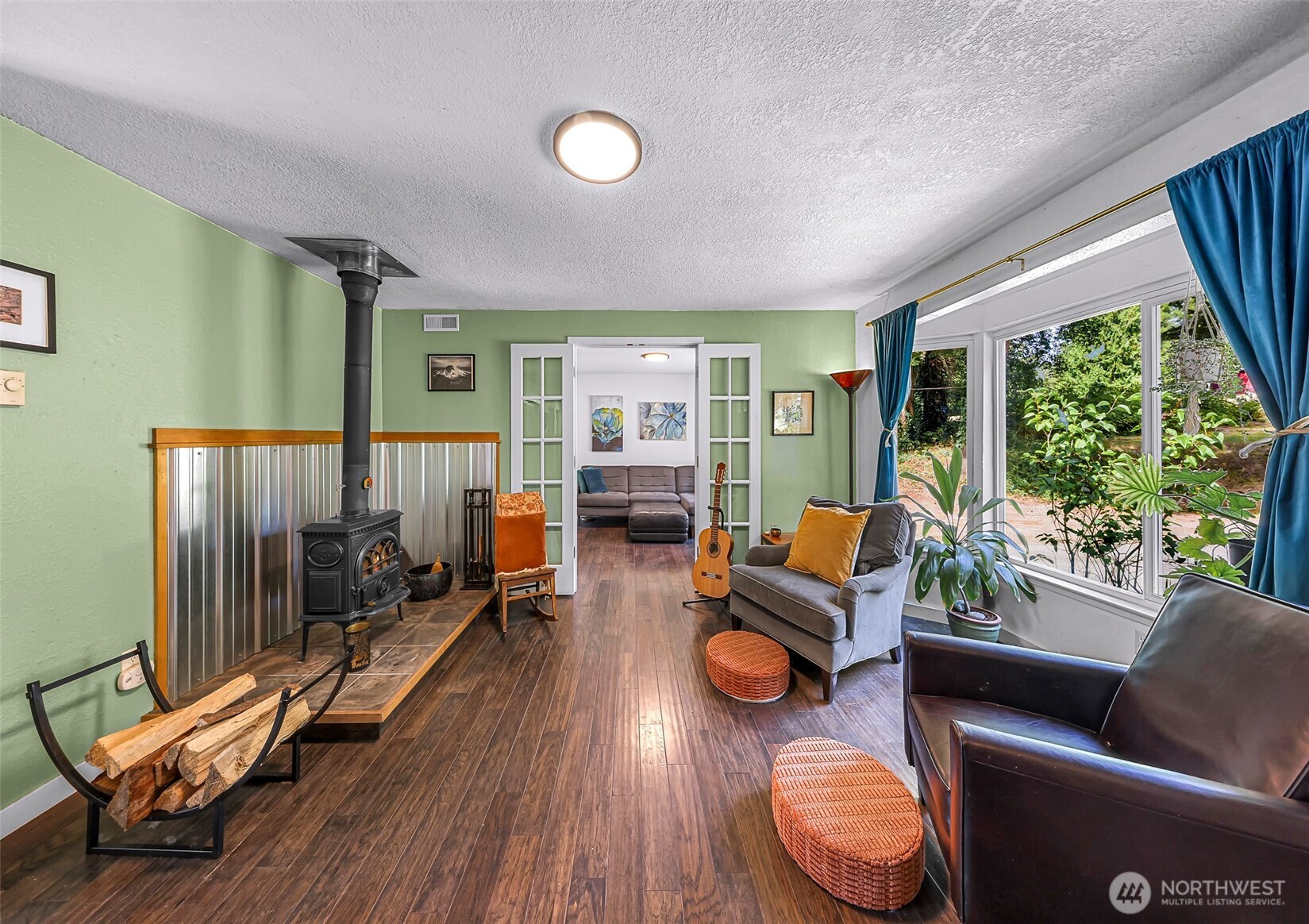 5234 Bounty Loop Property Photo 4