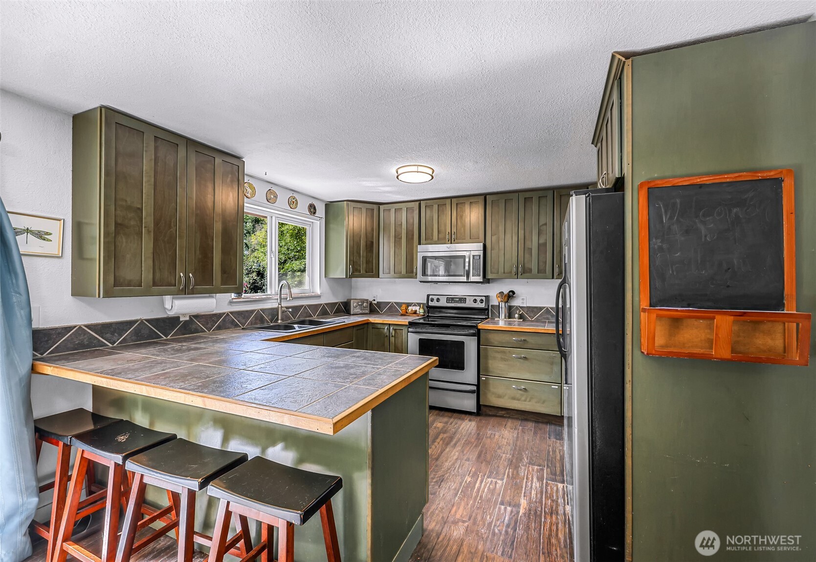 5234 Bounty Loop Property Photo 9