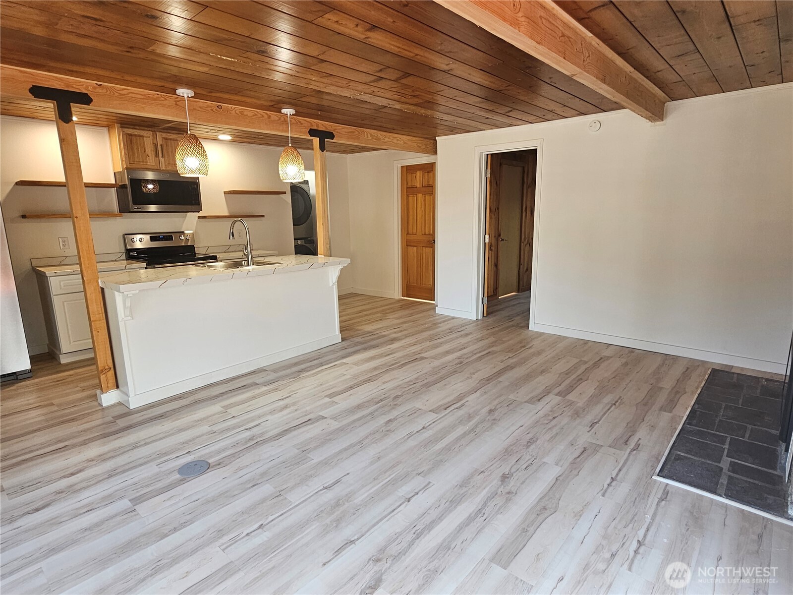 607 S H Street Property Photo 11