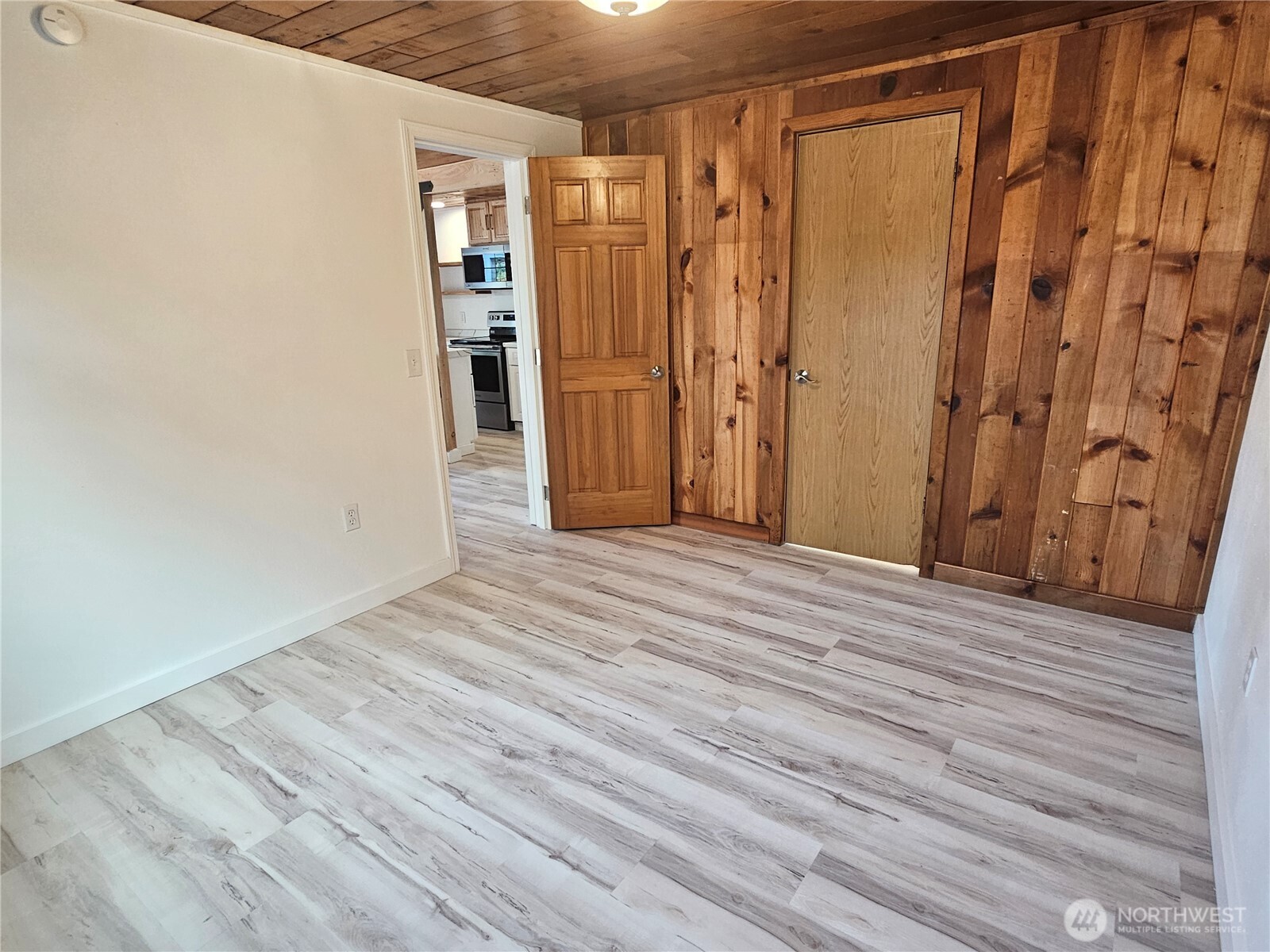 607 S H Street Property Photo 14