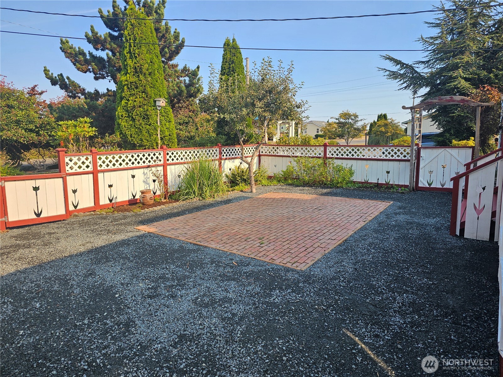 607 S H Street Property Photo 23