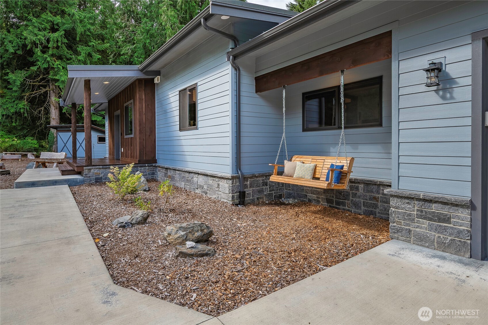 697 Axelson Road Property Photo 4