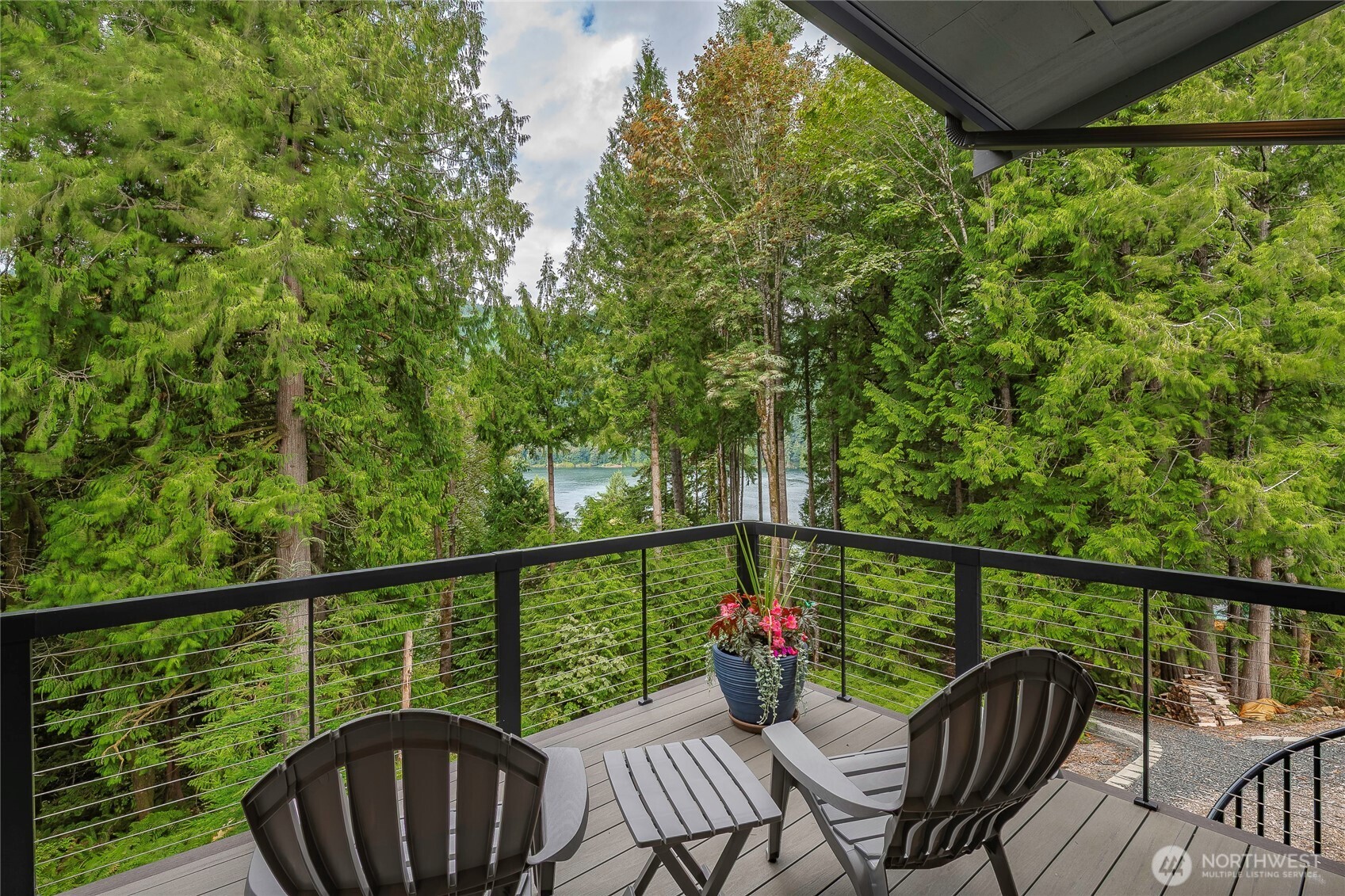 697 Axelson Road Property Photo 10