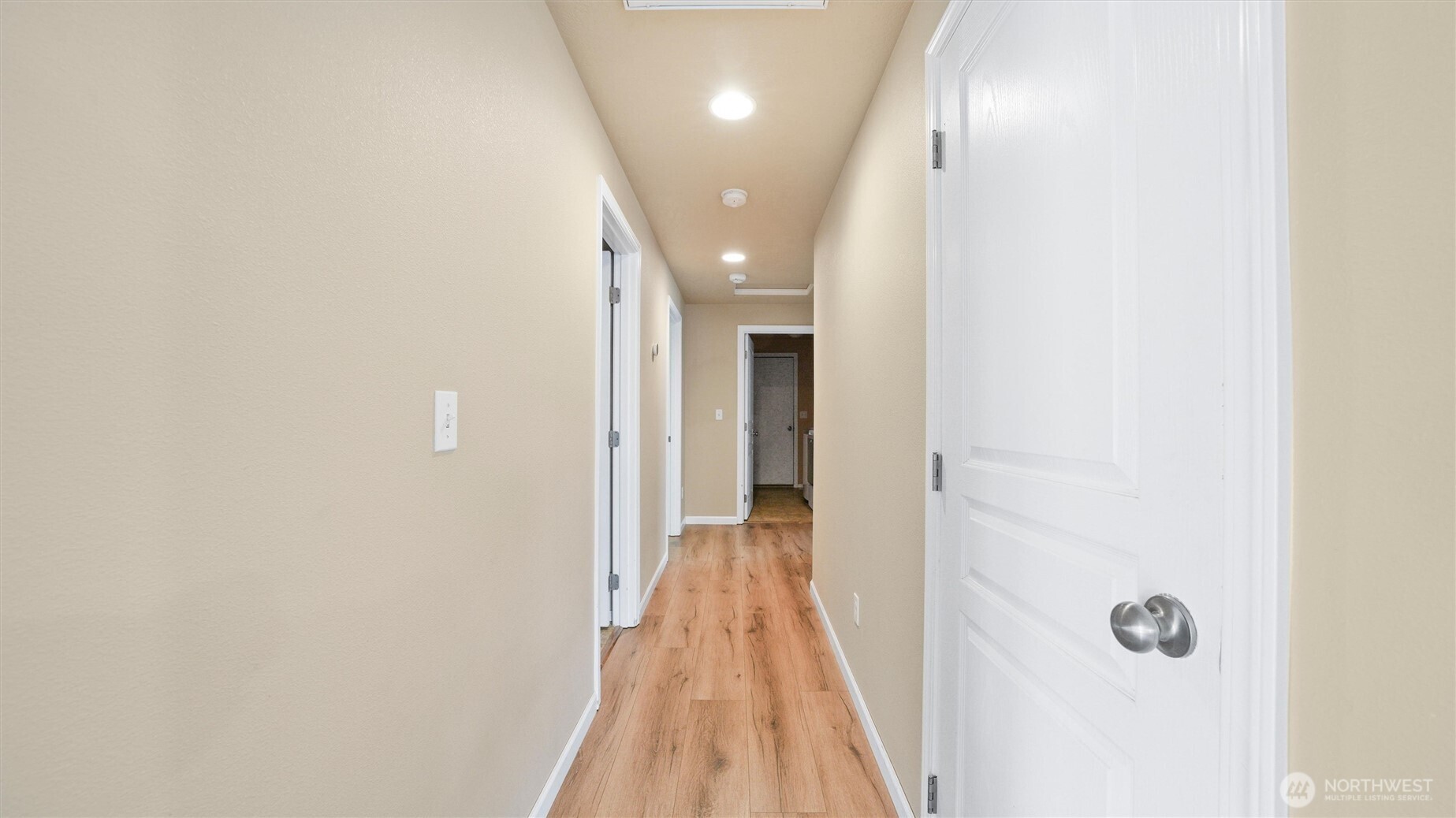 931 Highland Rd. Property Photo 11