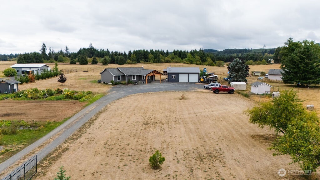 193 Schoolhouse Road Property Photo 8