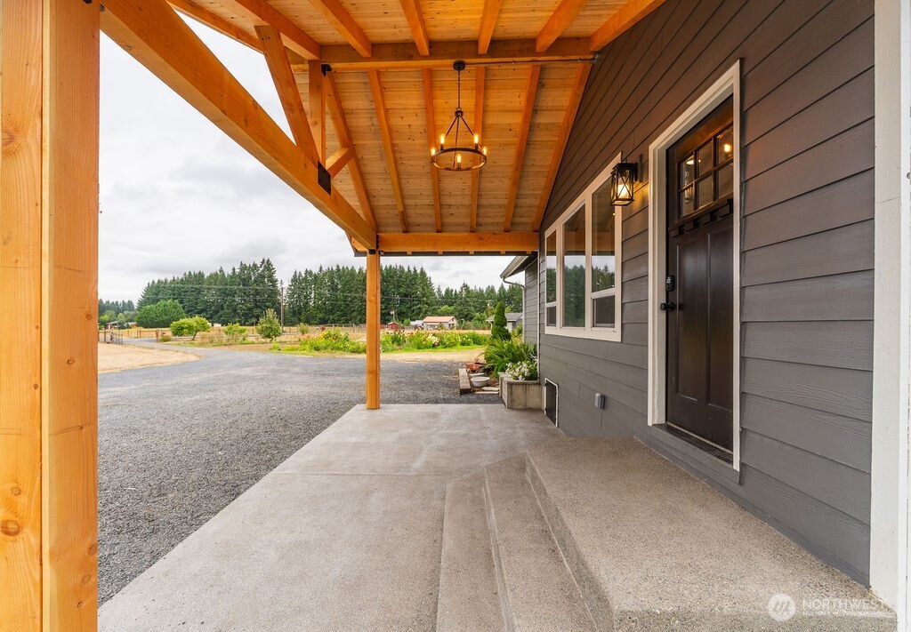 193 Schoolhouse Road Property Photo 10