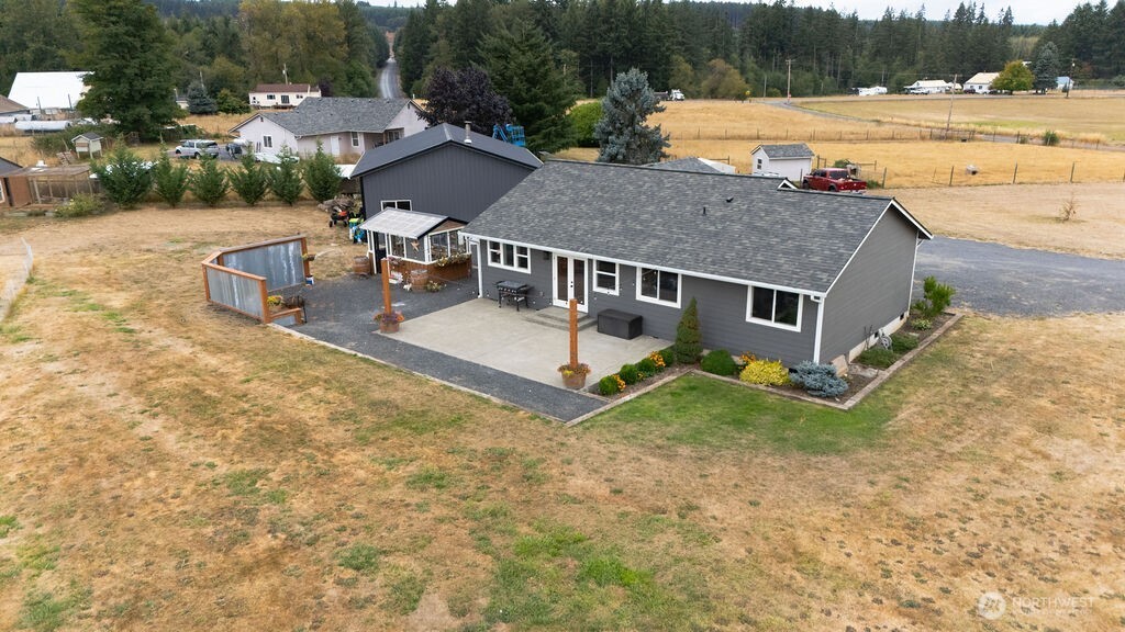 193 Schoolhouse Road Property Photo 14