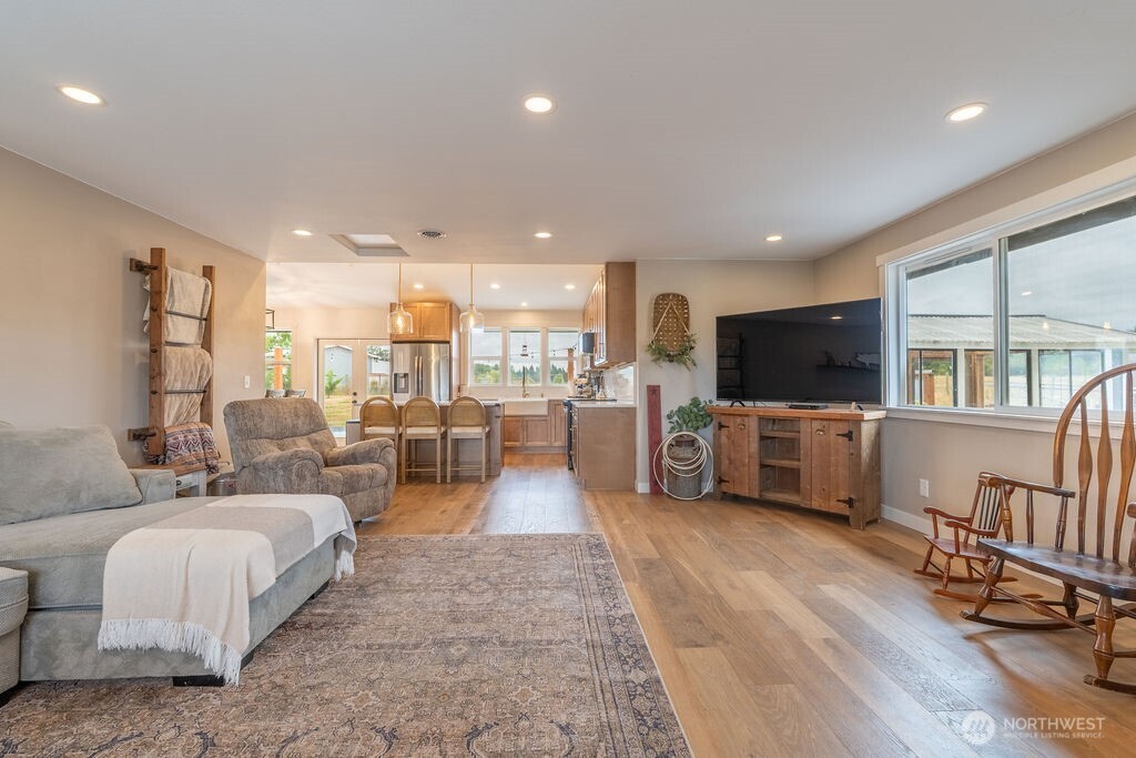 193 Schoolhouse Road Property Photo 19