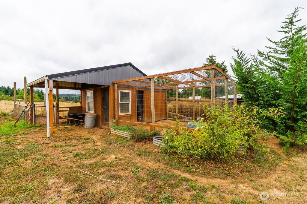193 Schoolhouse Road Property Photo 27