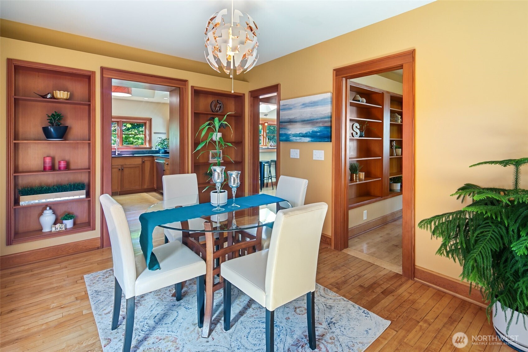 2217 Federal Avenue Property Photo 9