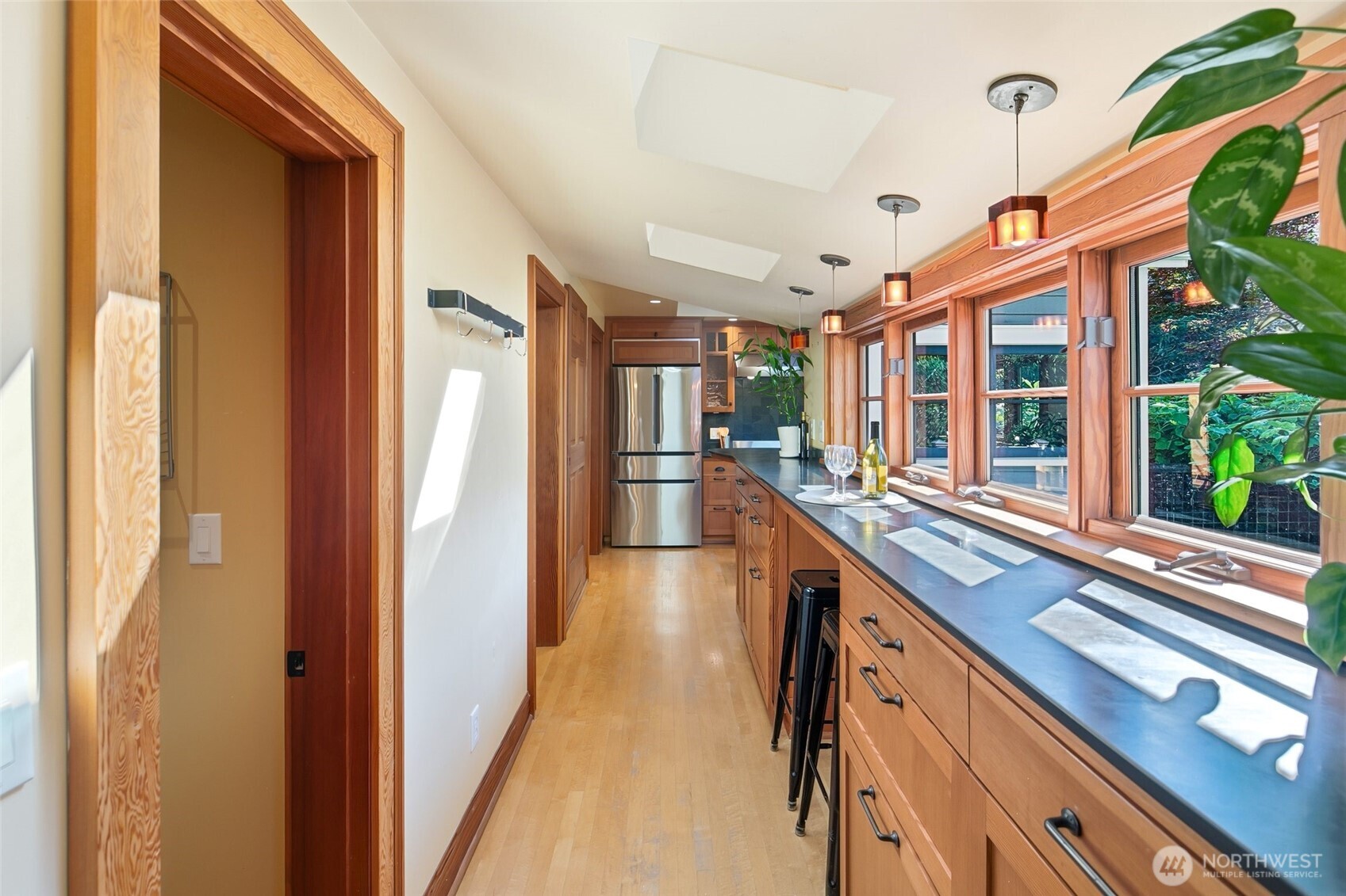 2217 Federal Avenue Property Photo 15