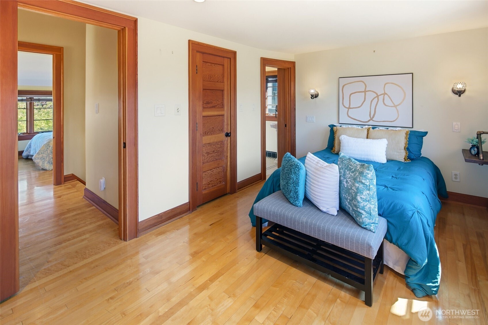 2217 Federal Avenue Property Photo 17