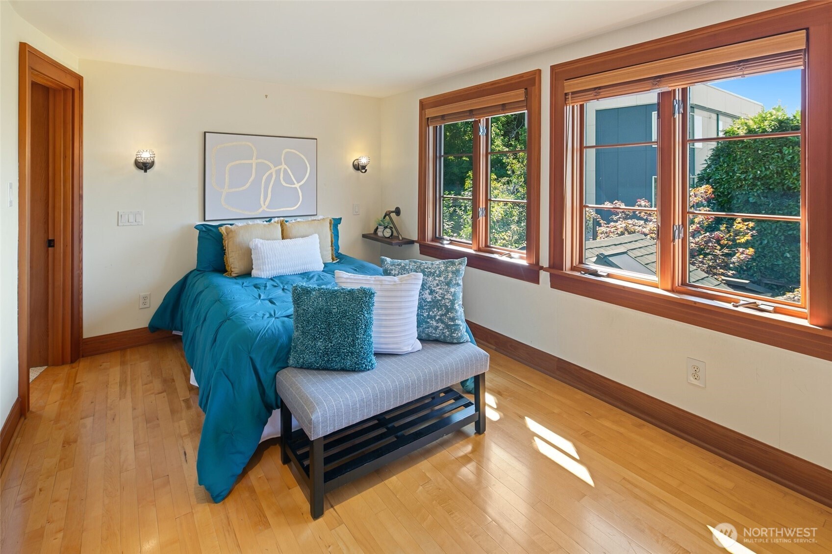 2217 Federal Avenue Property Photo 18