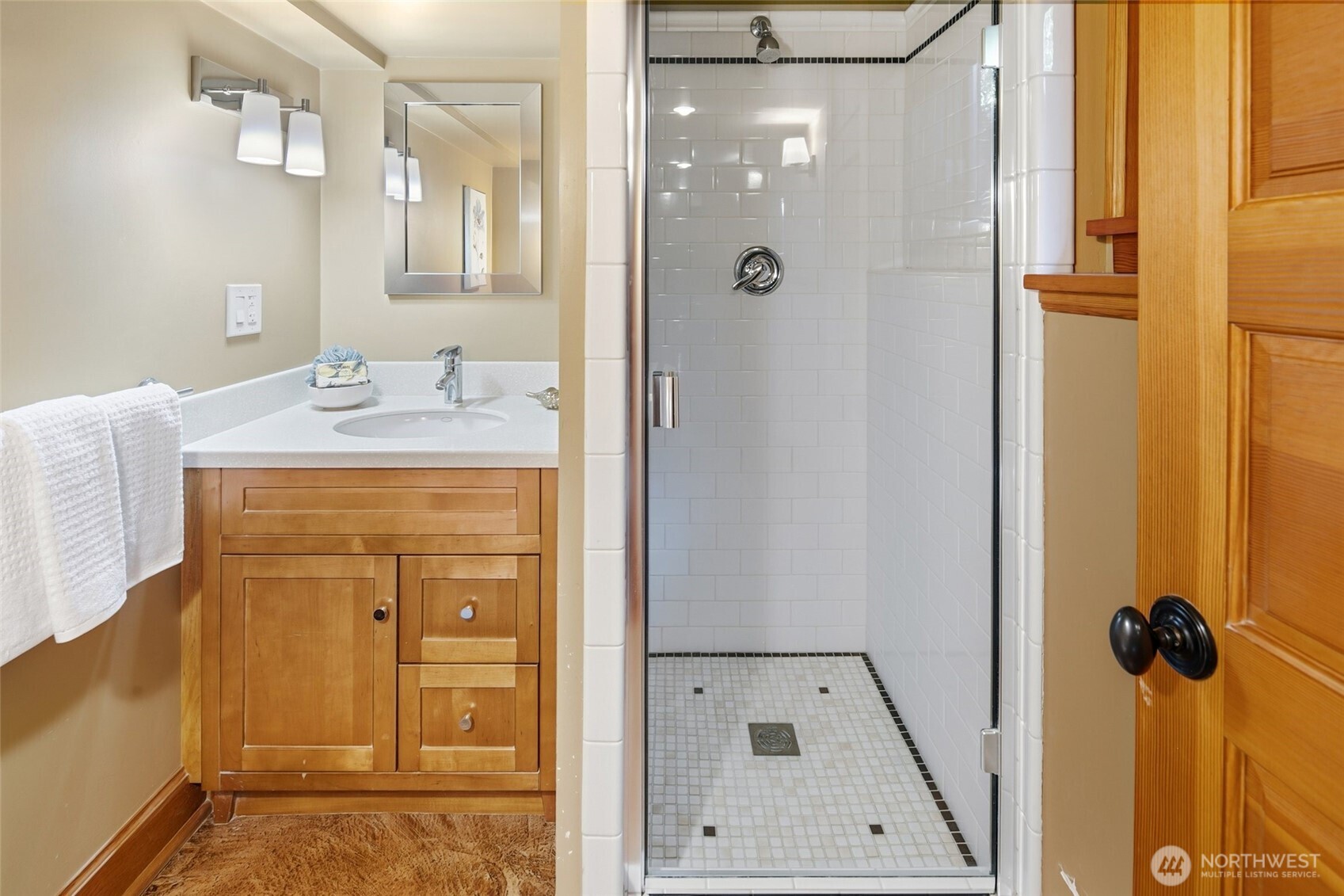 2217 Federal Avenue Property Photo 27