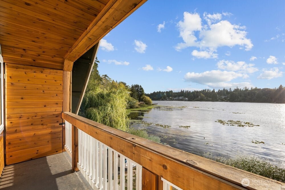 5680 Long Lake Road Property Photo 25