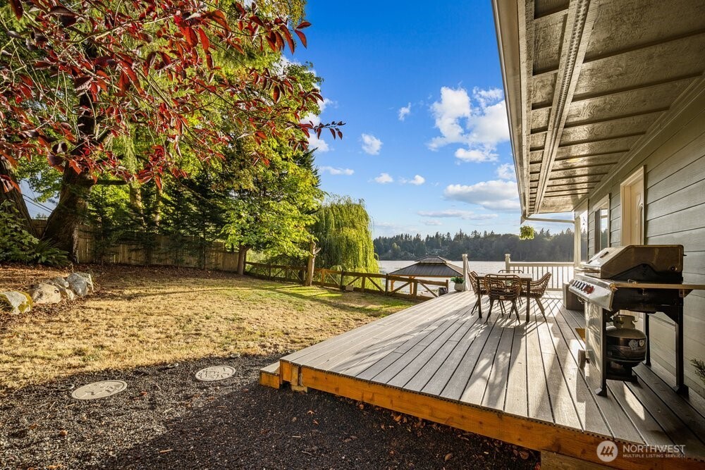 5680 Long Lake Road Property Photo 34