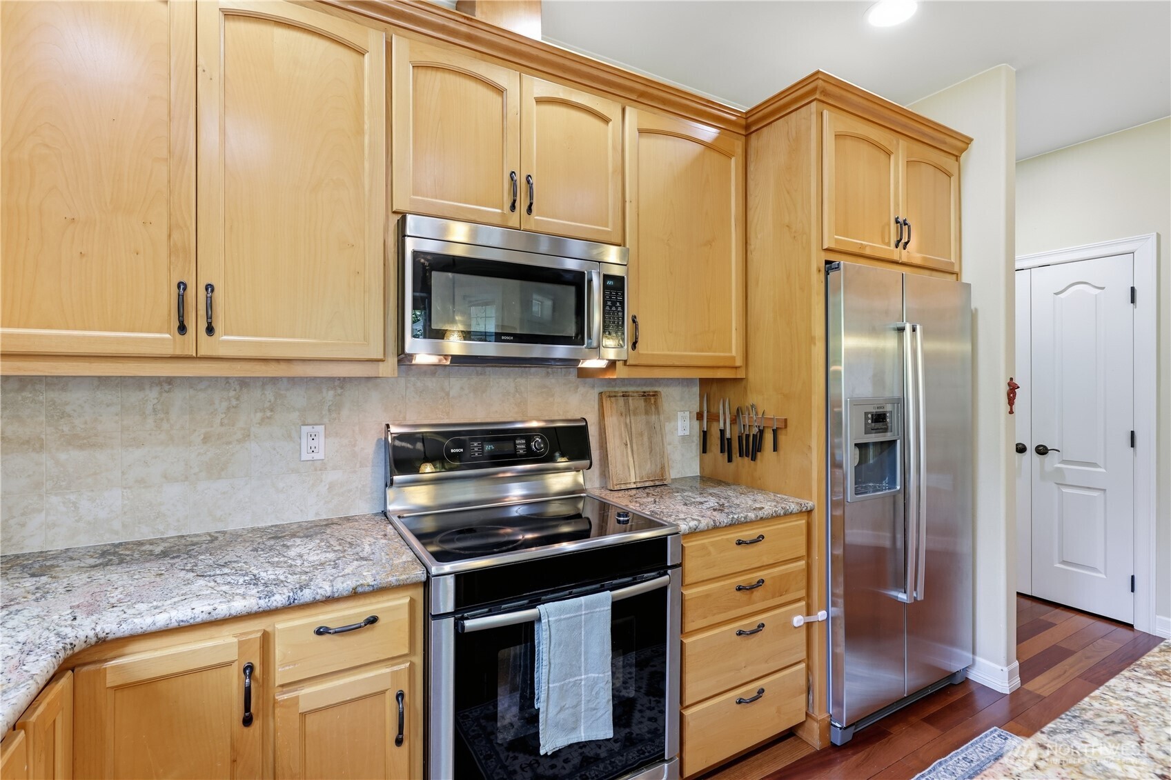 15802 84th Street Property Photo 11
