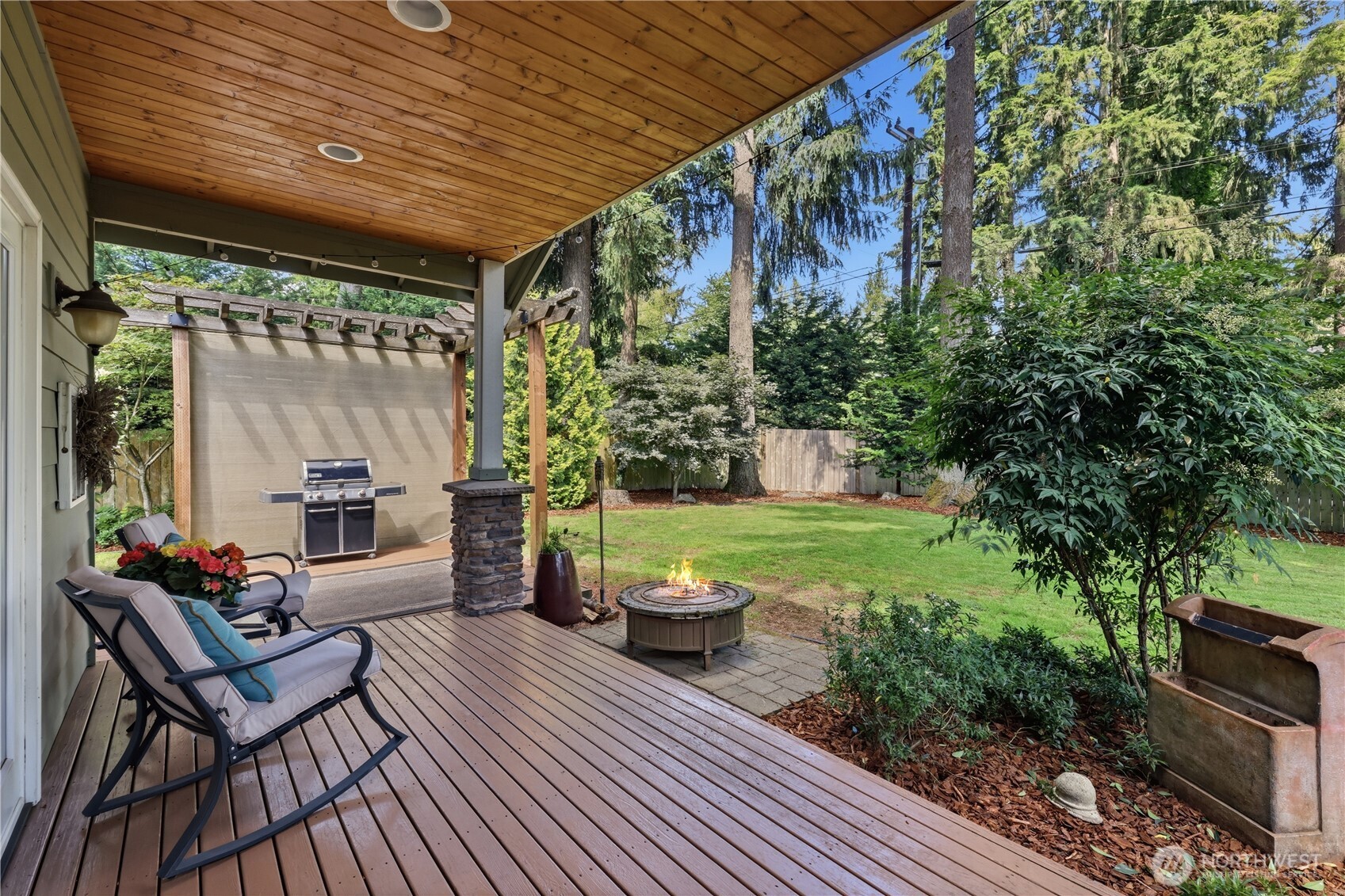 15802 84th Street Property Photo 28