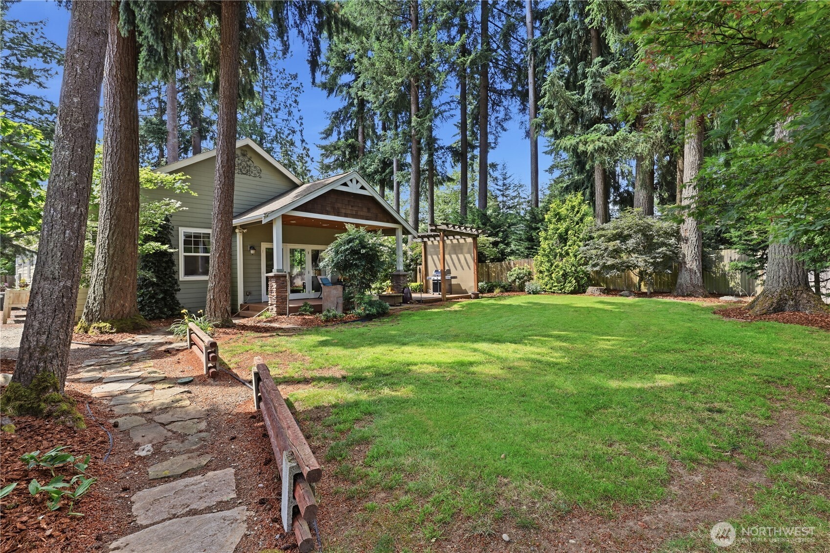 15802 84th Street Property Photo 31