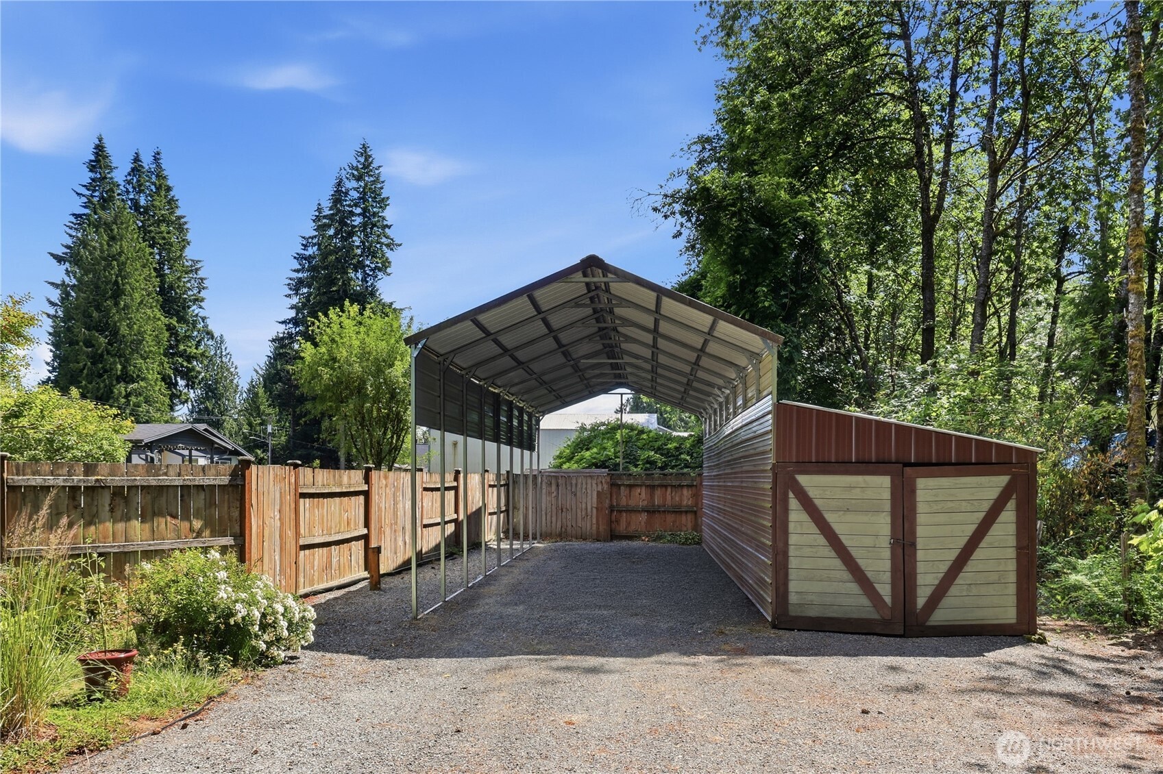 15802 84th Street Property Photo 38