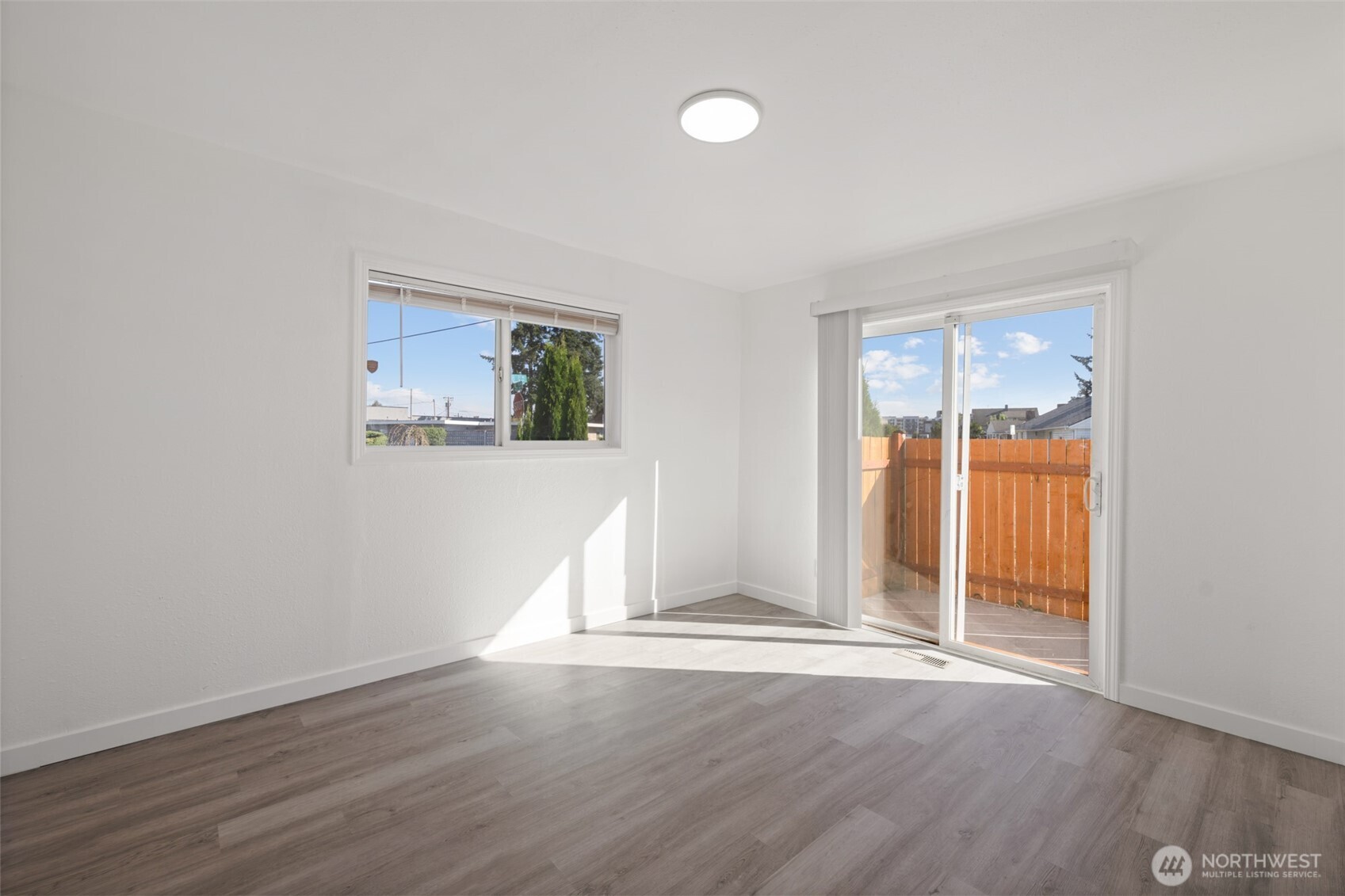 505 B Street Property Photo 15
