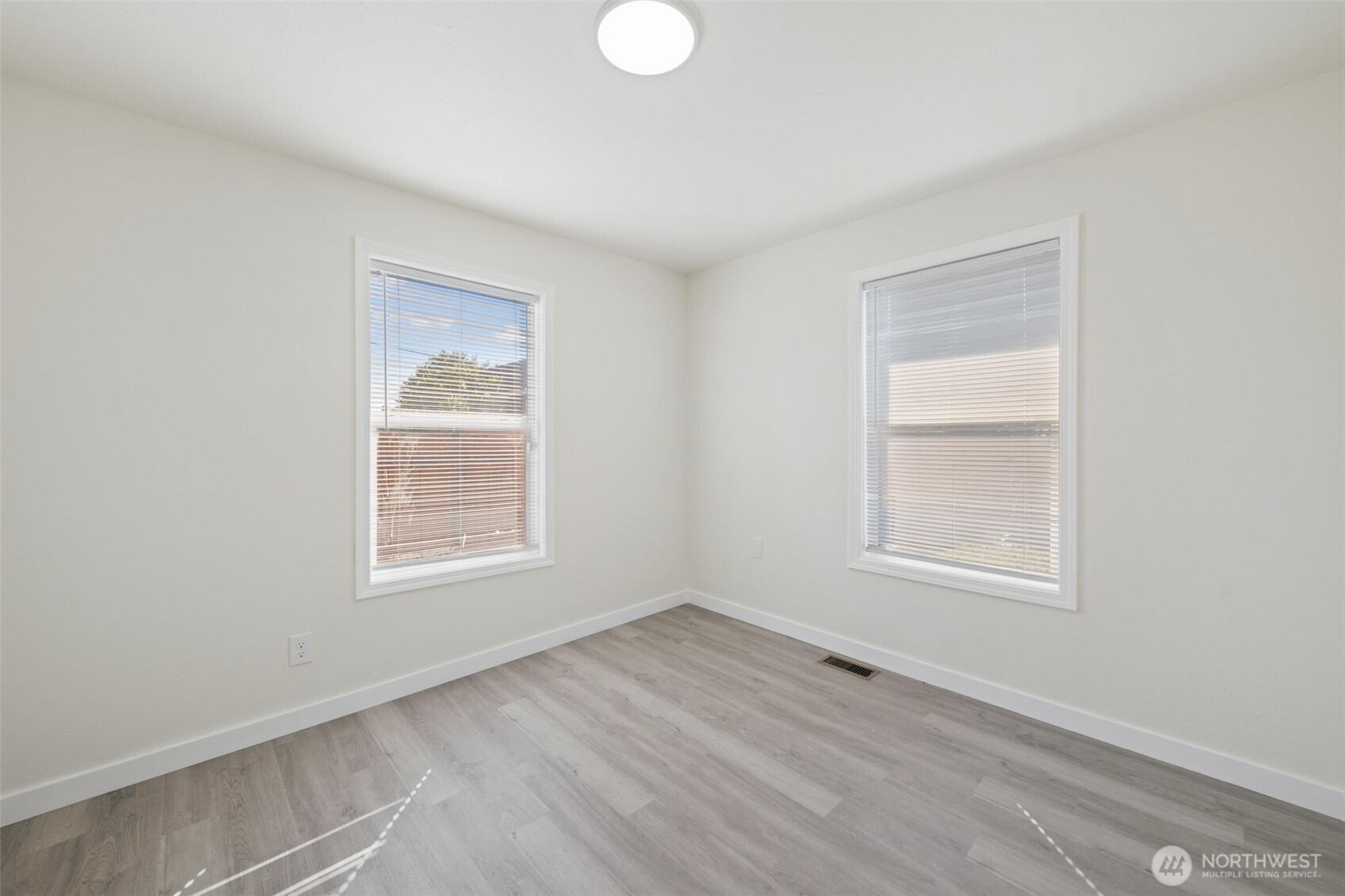 505 B Street Property Photo 25