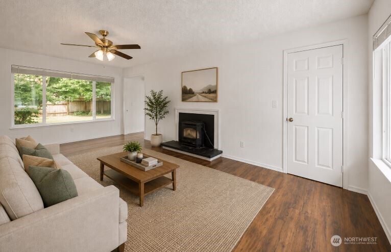 6914 21st Drive Property Photo 5