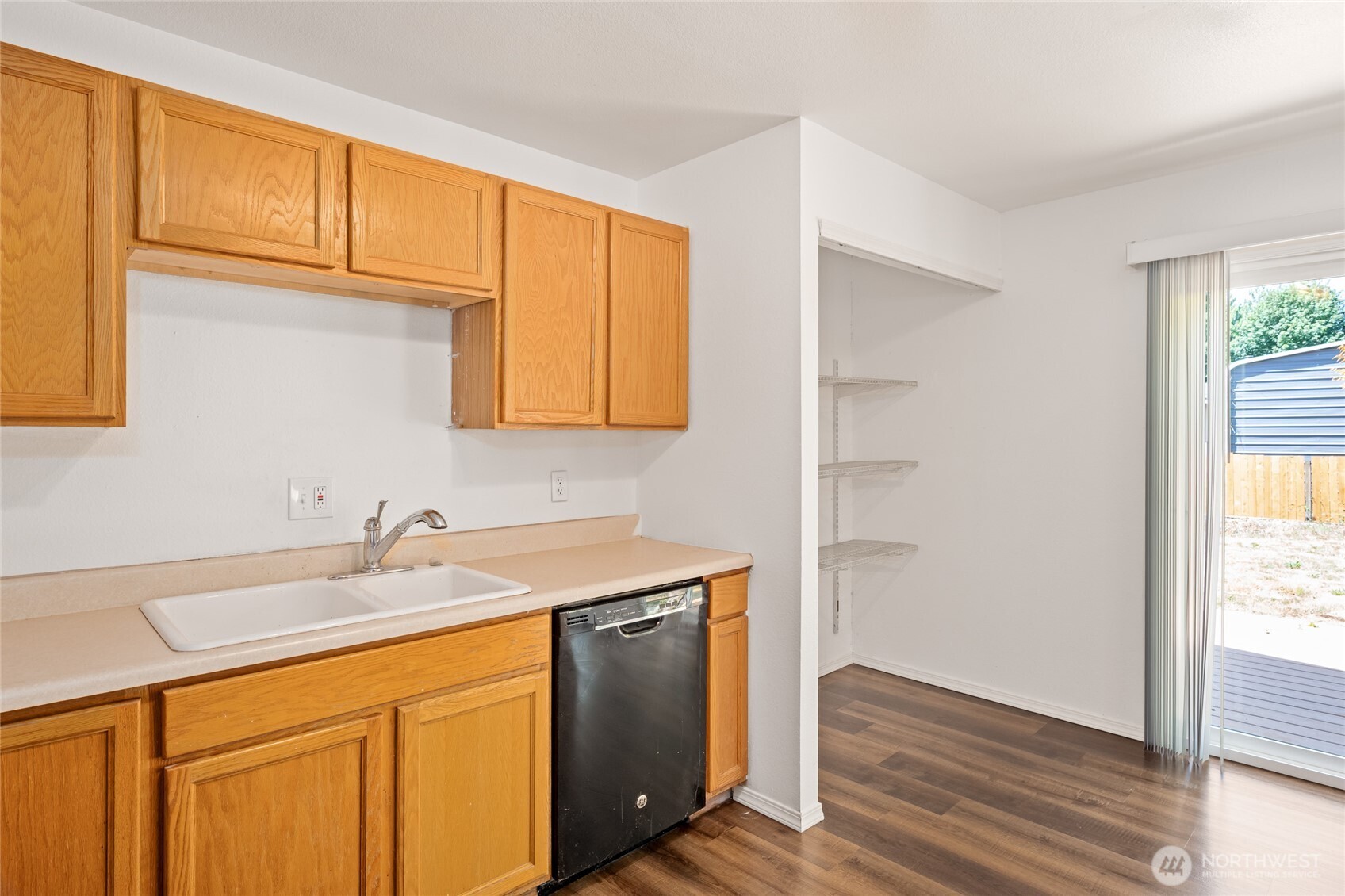 6914 21st Drive Property Photo 12