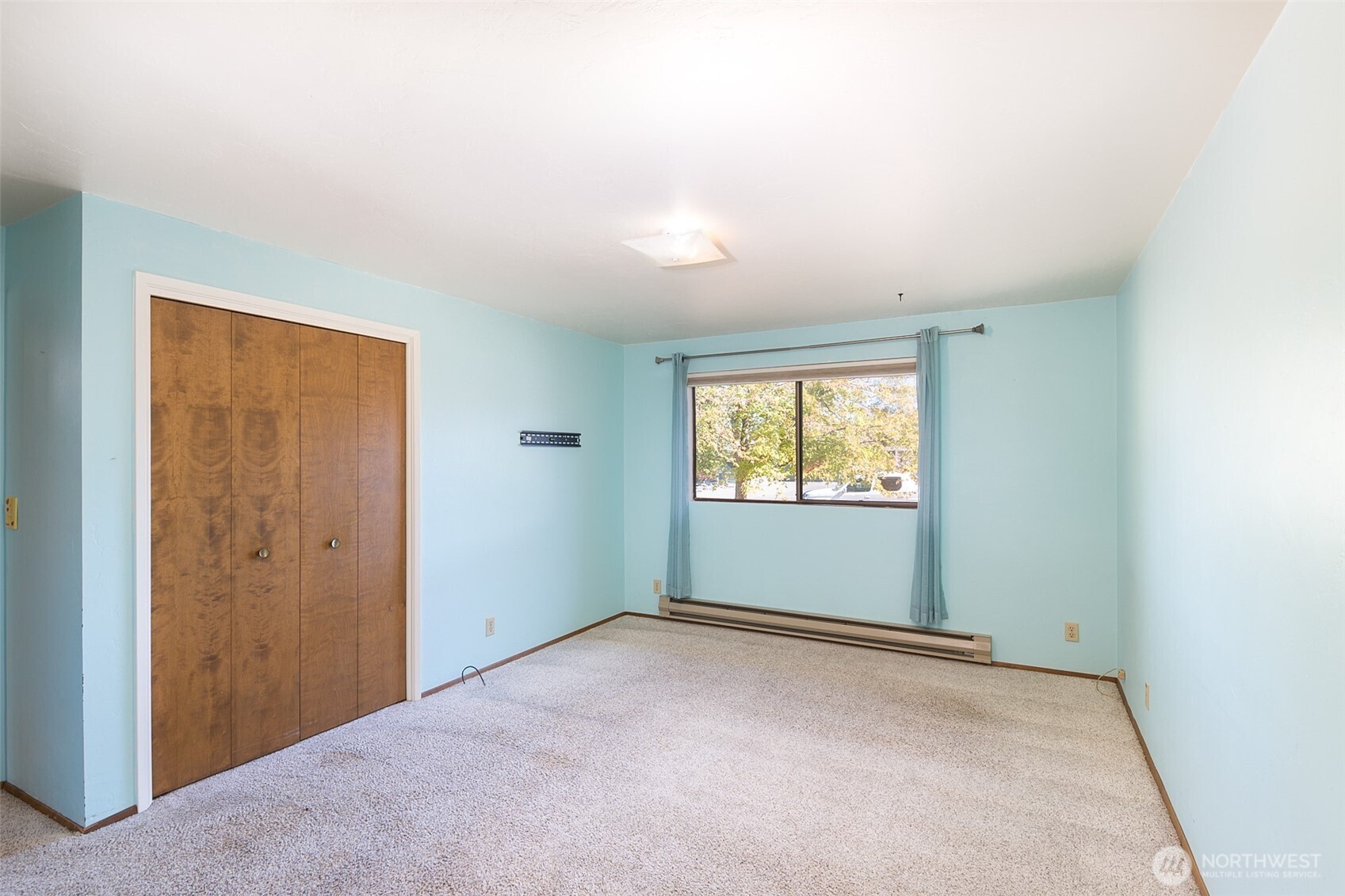 309 N Honeycomb Circle Property Photo 5