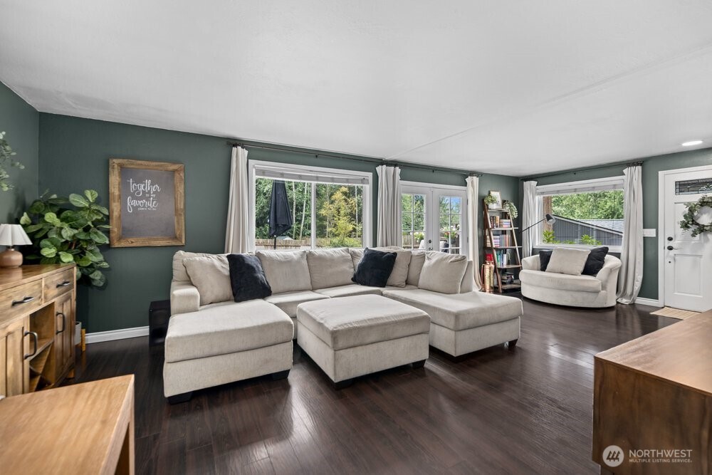 15811 32nd Drive Property Photo 7