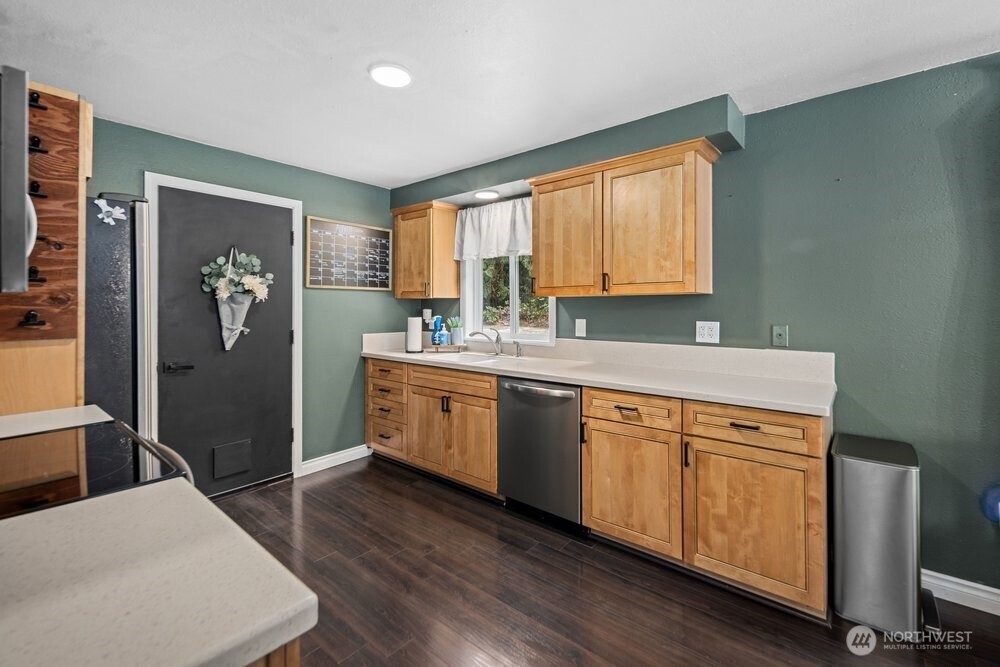 15811 32nd Drive Property Photo 13