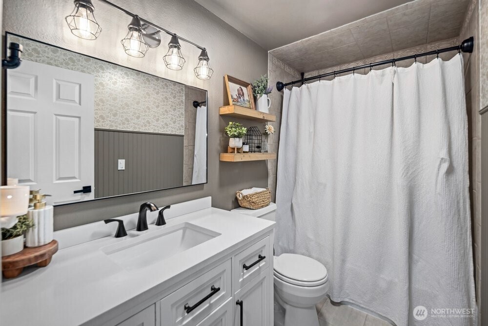 15811 32nd Drive Property Photo 19