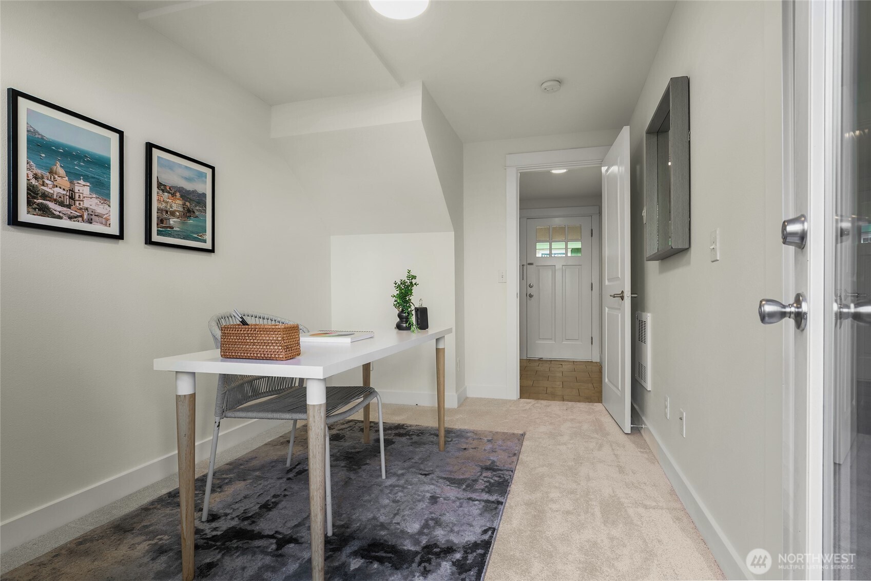 8846 Midvale Avenue B Property Photo 18
