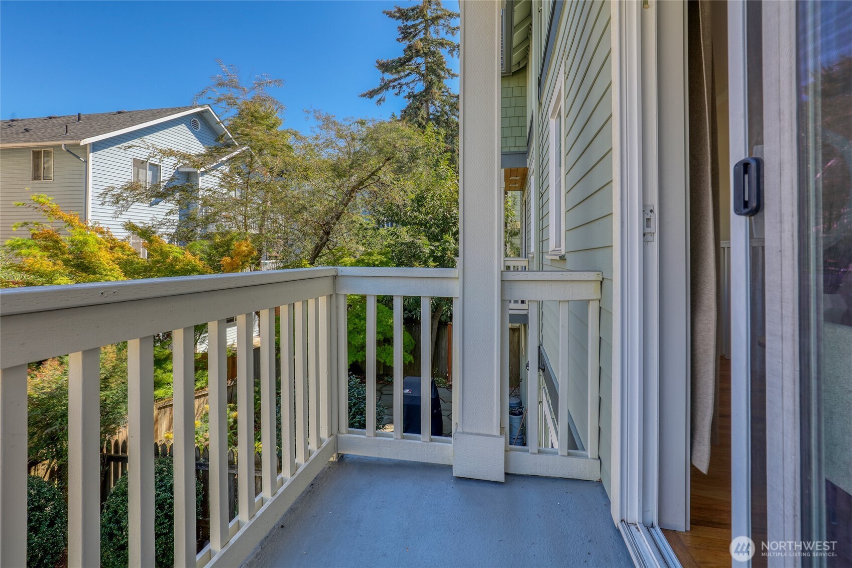 8846 Midvale Avenue B Property Photo 23