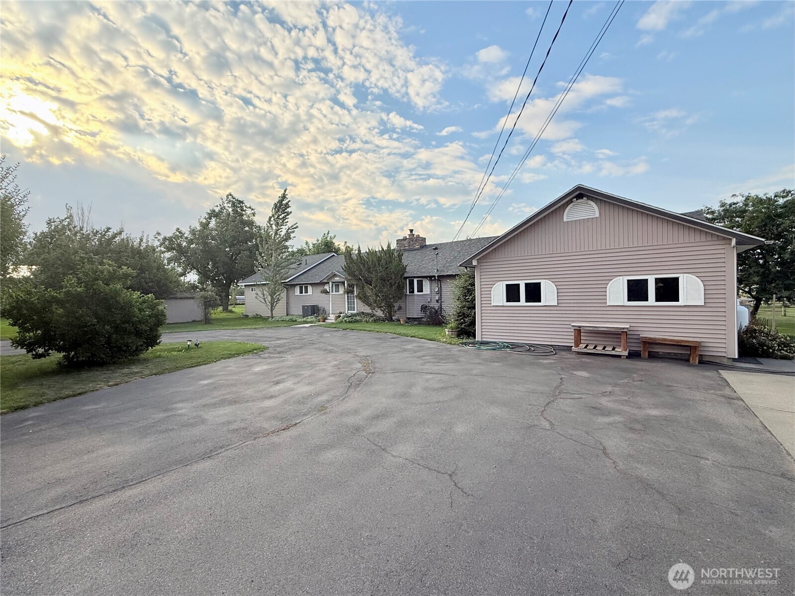 28 Dixon Road Property Photo 2