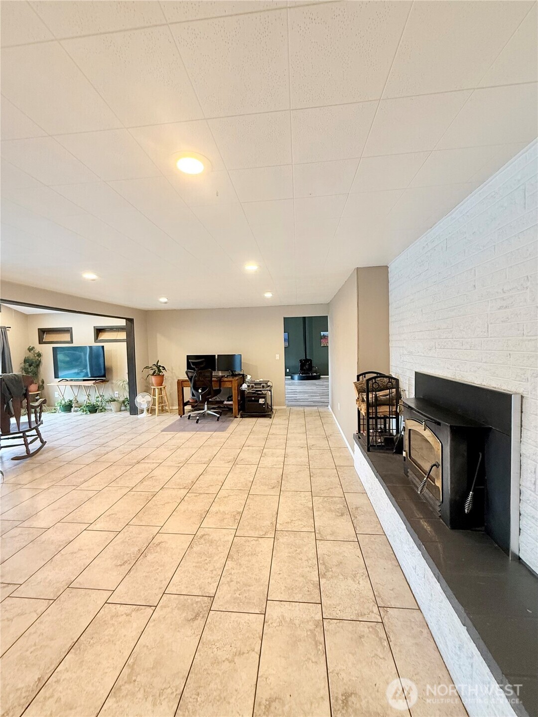 28 Dixon Road Property Photo 17