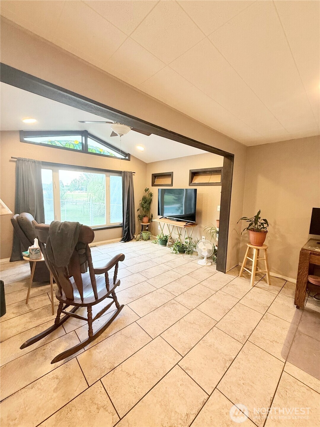 28 Dixon Road Property Photo 20