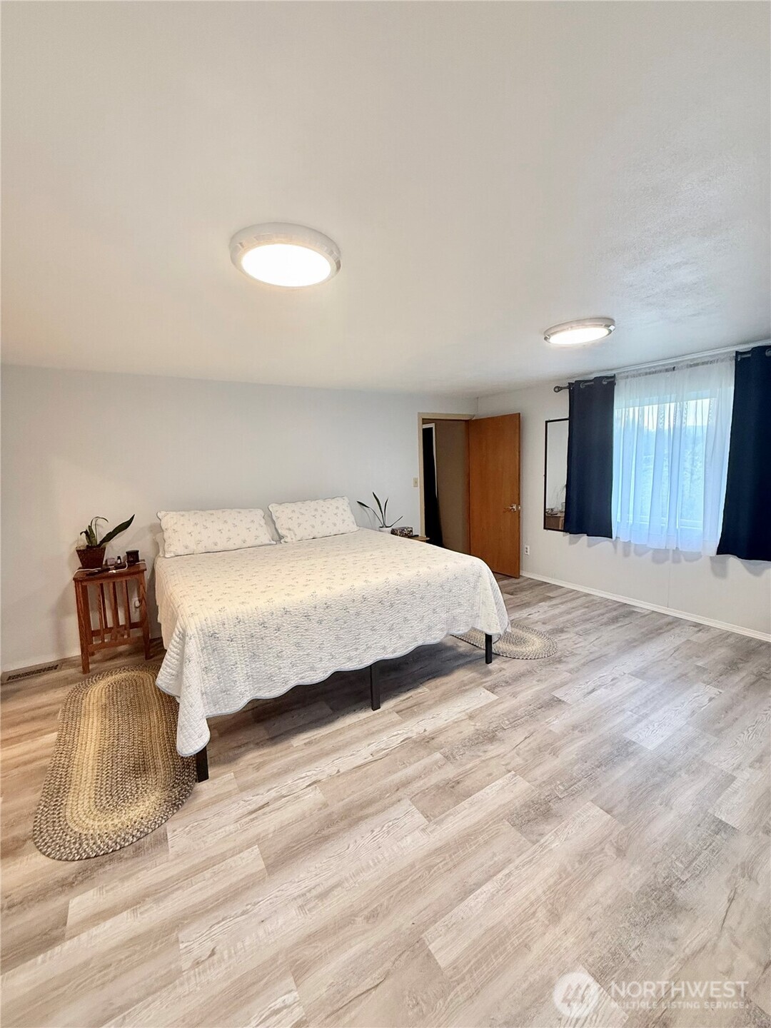 28 Dixon Road Property Photo 24