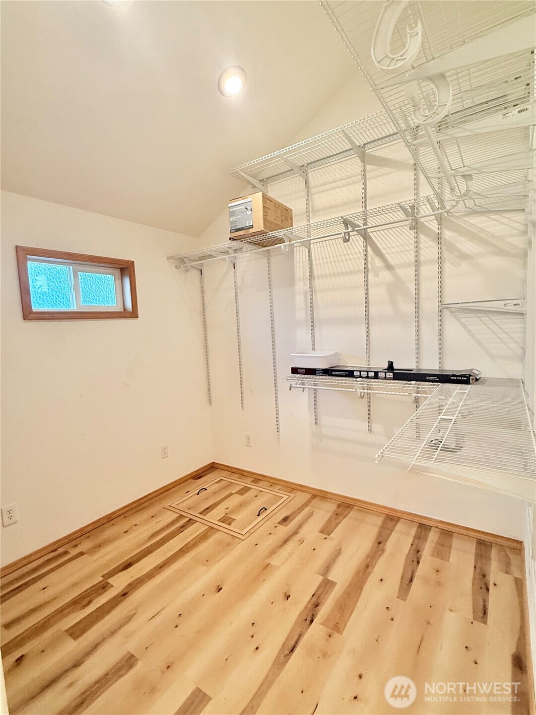 28 Dixon Road Property Photo 31