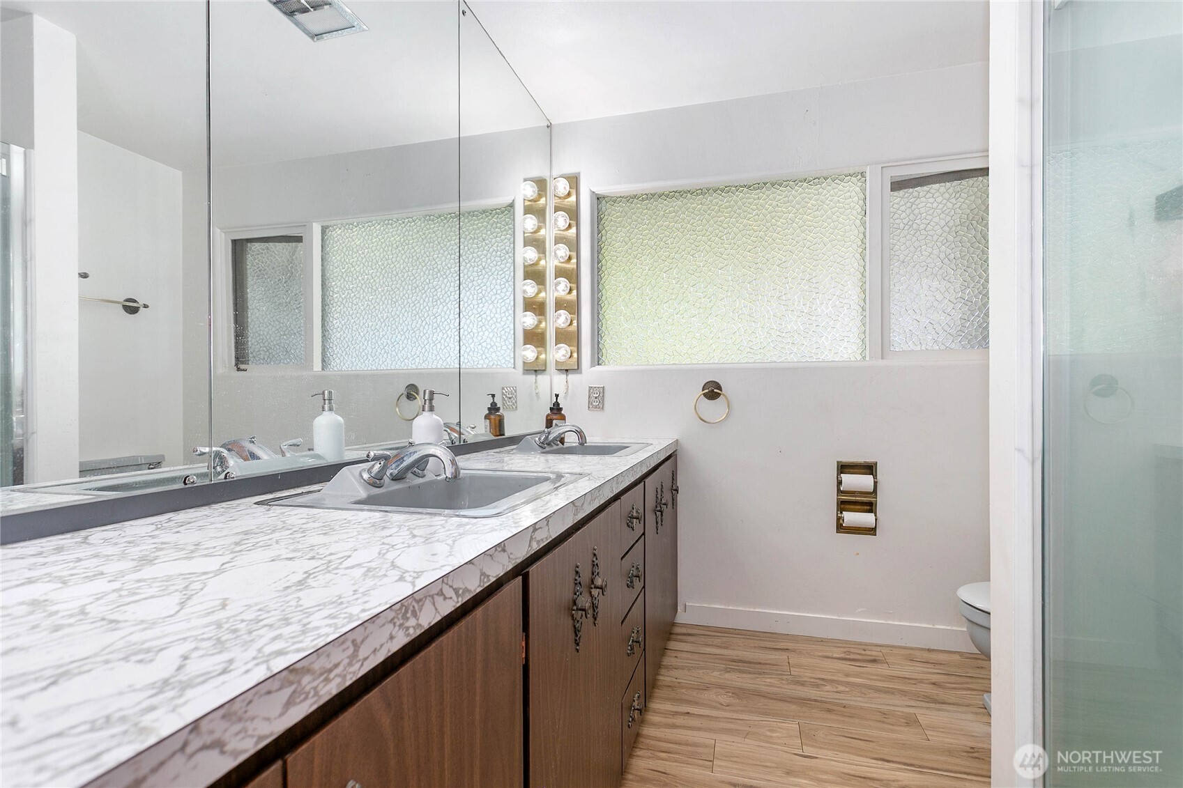429 12th Street Property Photo 17