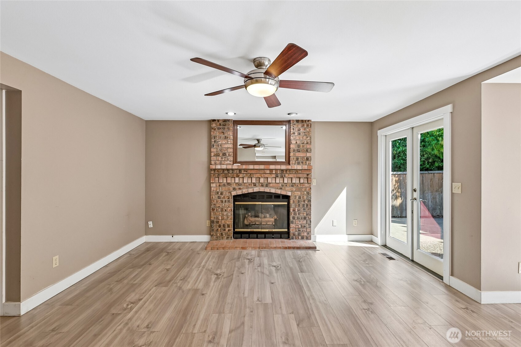 6816 58th Street Property Photo 4