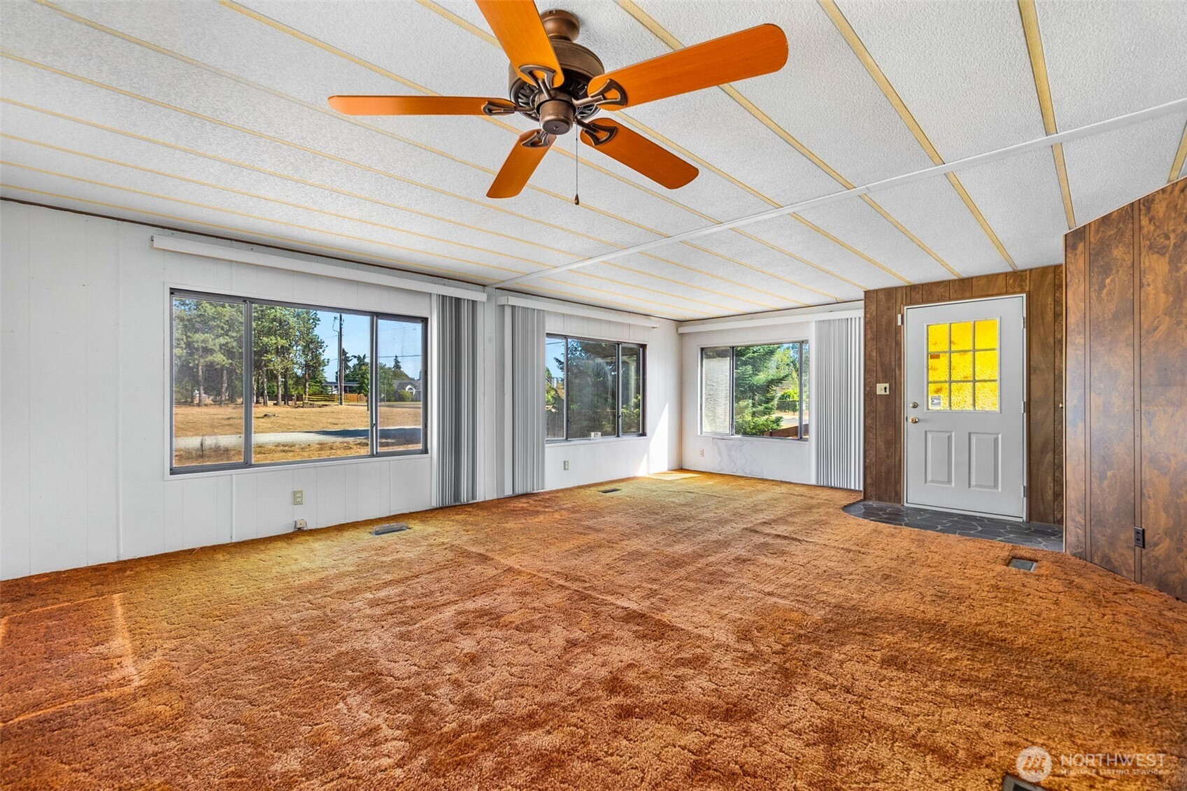 18005 Robinson Lane Property Photo 23