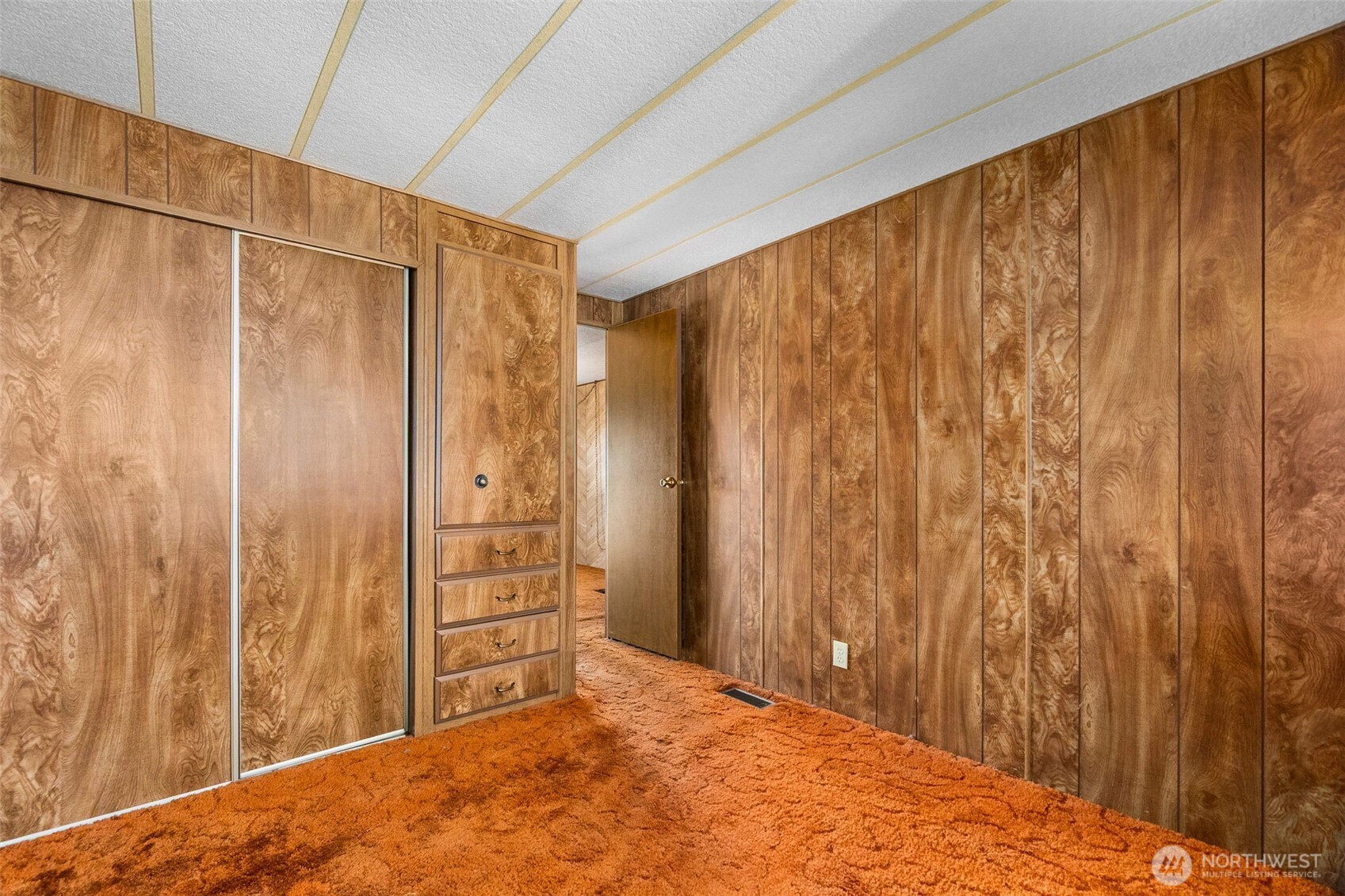18005 Robinson Lane Property Photo 28